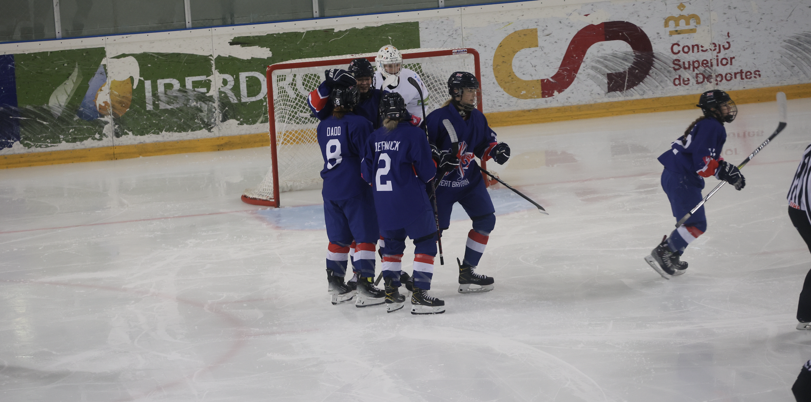 Great Britain celebrate against Spain